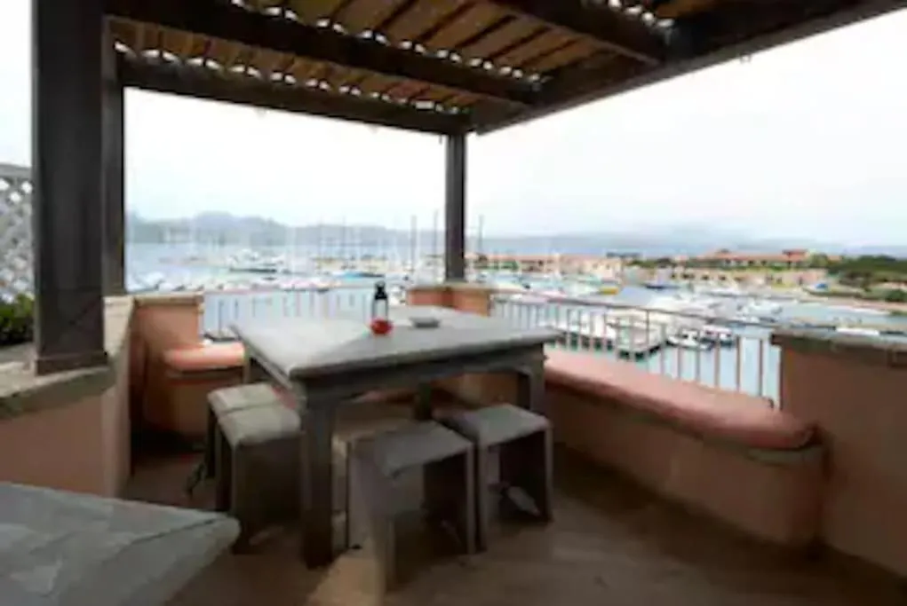 Panoramic Villa -Sea Front Porto Rotondo- 펜션